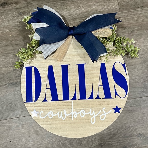 Door Hangers - Picture 1 of 1